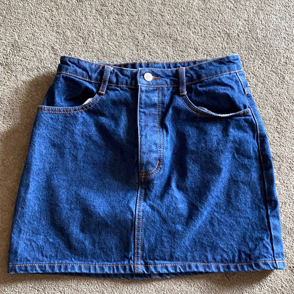 Button fly denim skirt